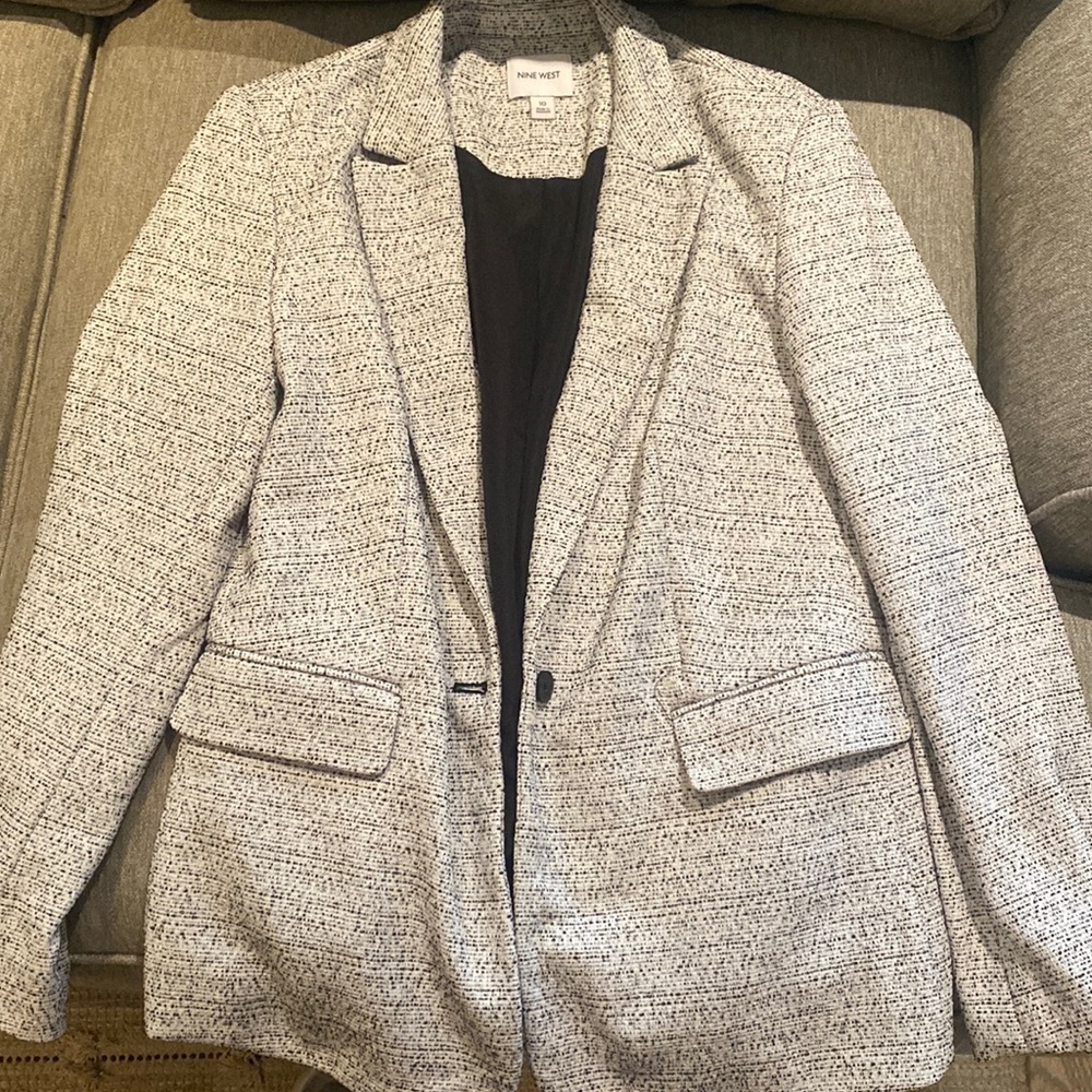 Nine West women’s blazer